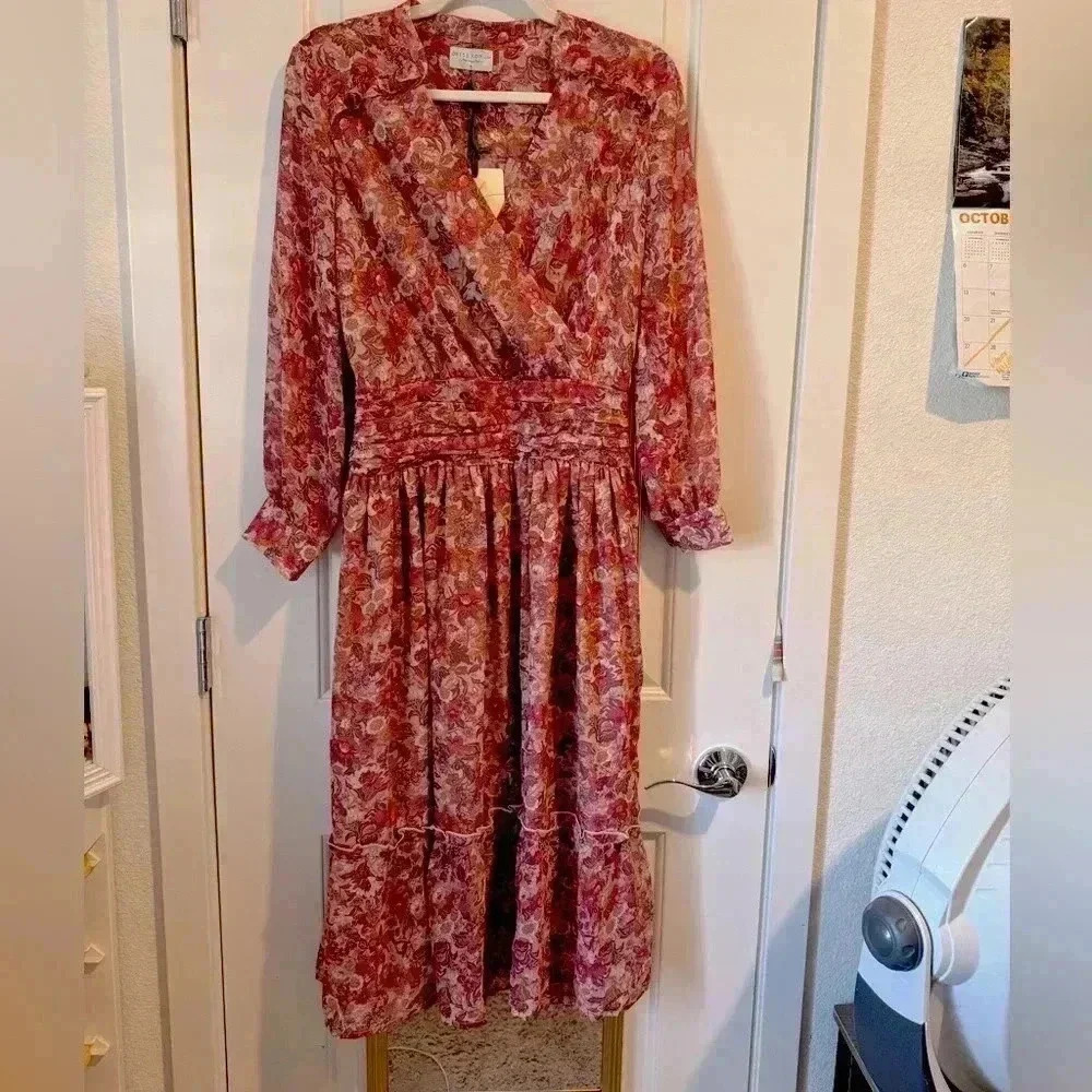 NWT Dress Forum Floral Midi Dress
